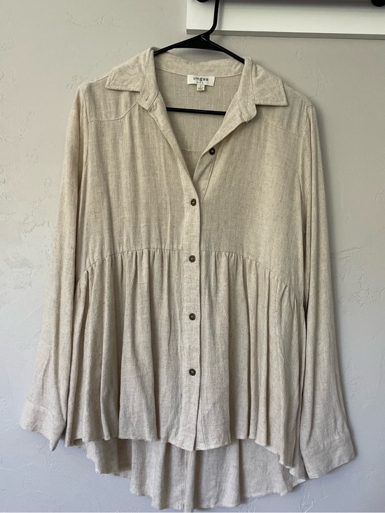 Umgee Tops - NWOT Umgee Boutique Button Down Oatmeal Babydoll Linen Top